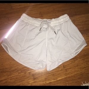 Lululemon Hotty Hot shorts